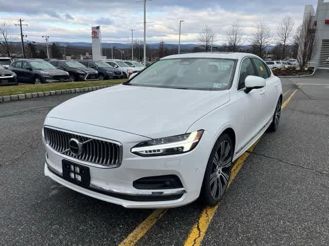 2025 Volvo S90 B6 Plus -
                  Ramsey, NJ