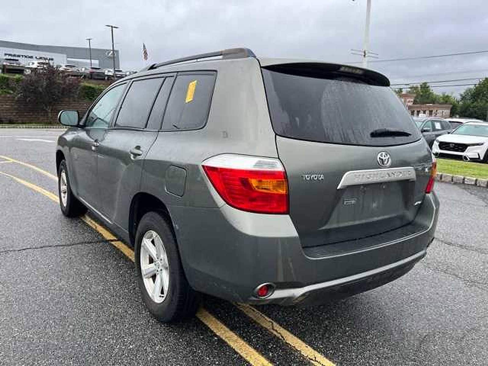 Thumbnail: 2009 Toyota Highlander - 11