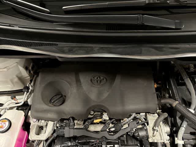 Thumbnail: 2022 Toyota Sienna - 12