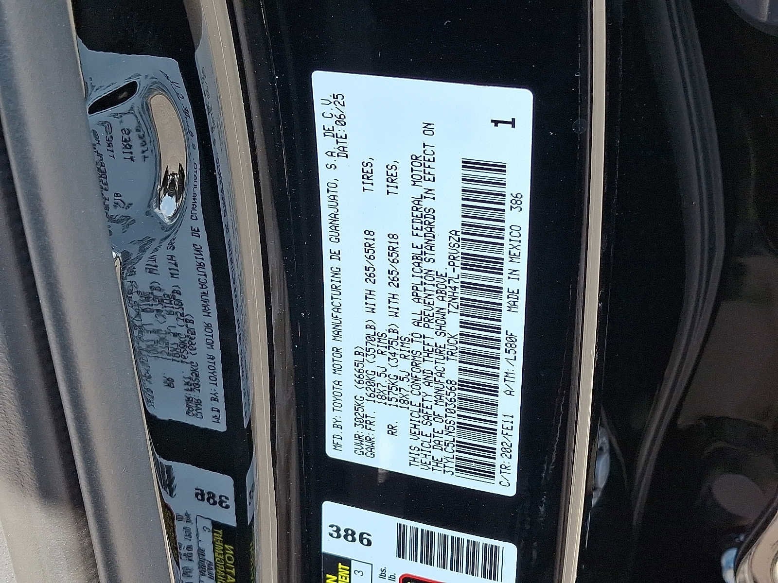 Thumbnail: 2025 Toyota Tacoma - 17