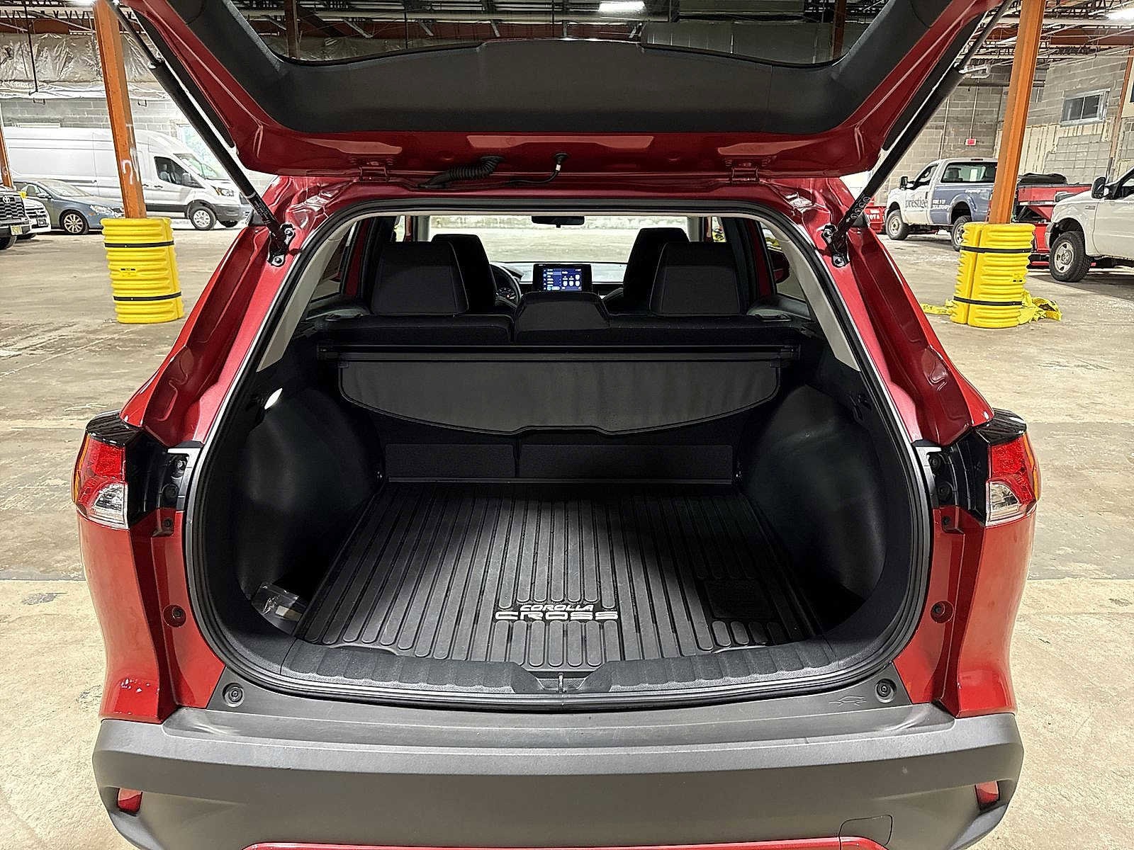 Thumbnail: 2023 Toyota Corolla Cross - 11