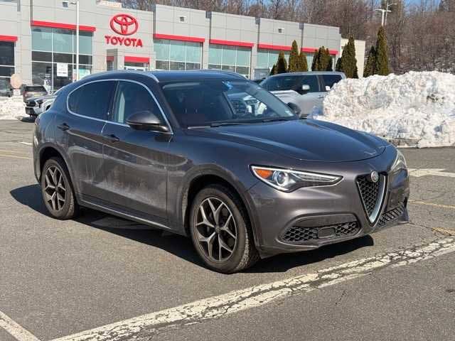 Thumbnail: 2019 Alfa Romeo Stelvio - 3