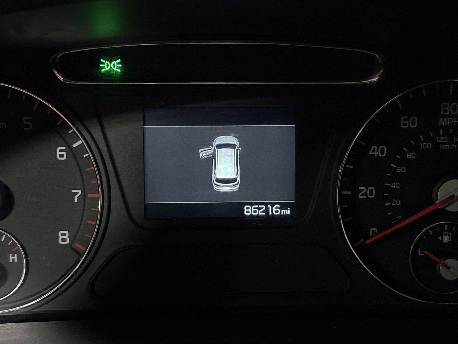 Thumbnail: 2019 Kia Sorento - 19