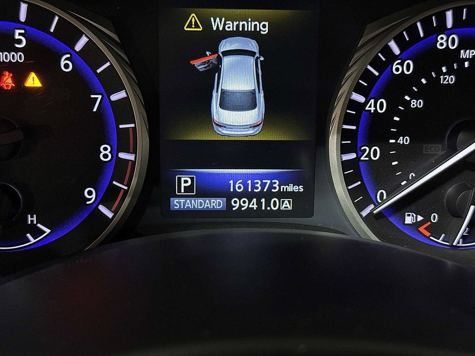 Thumbnail: 2015 INFINITI Q50 - 19