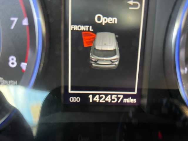 Thumbnail: 2015 Toyota Highlander - 8