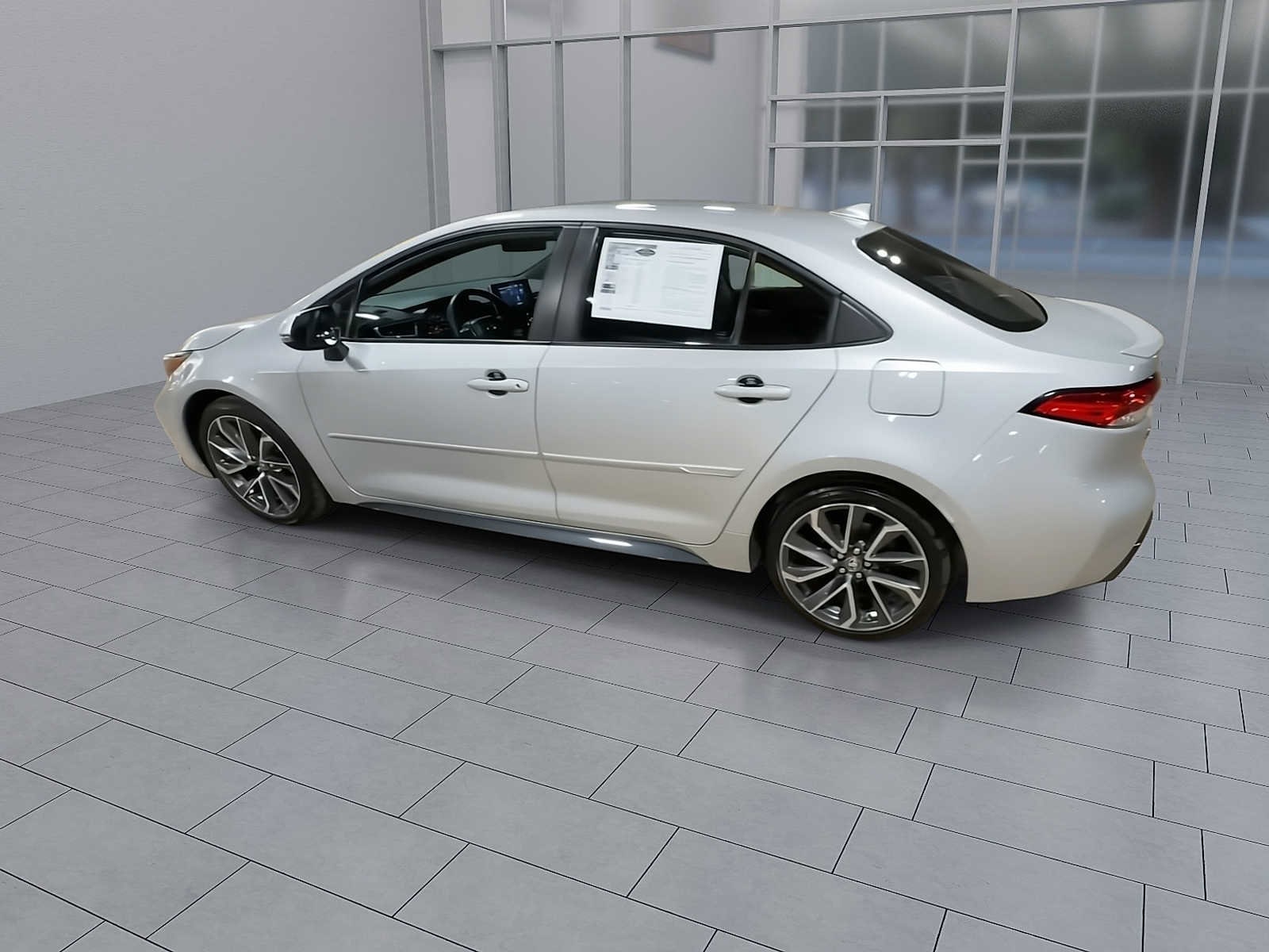 Thumbnail: 2021 Toyota Corolla - 6