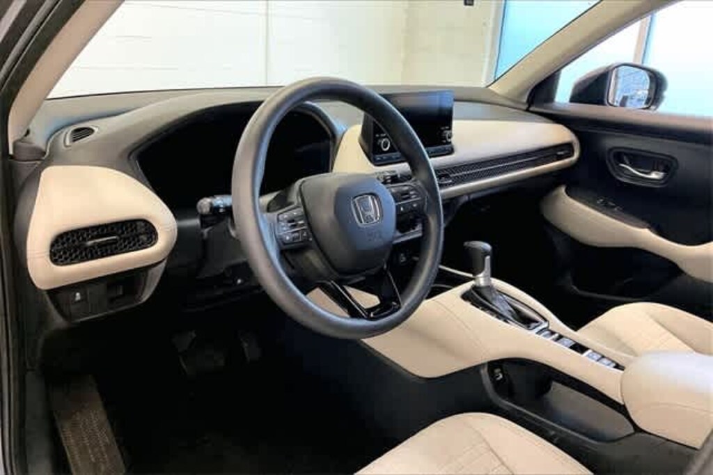 Used 2023 Honda HR-V LX AWD SUV