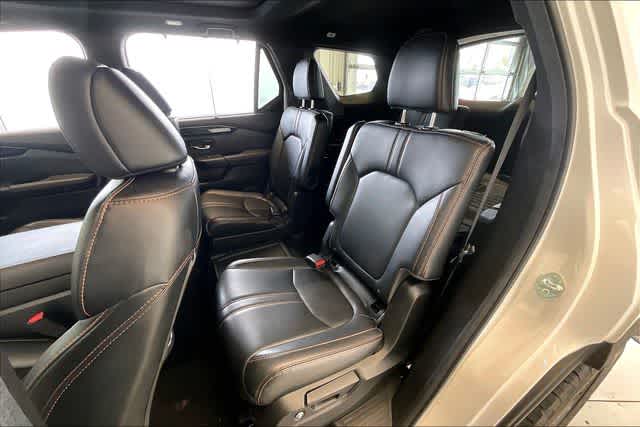 Thumbnail: 2025 Honda Pilot - 14