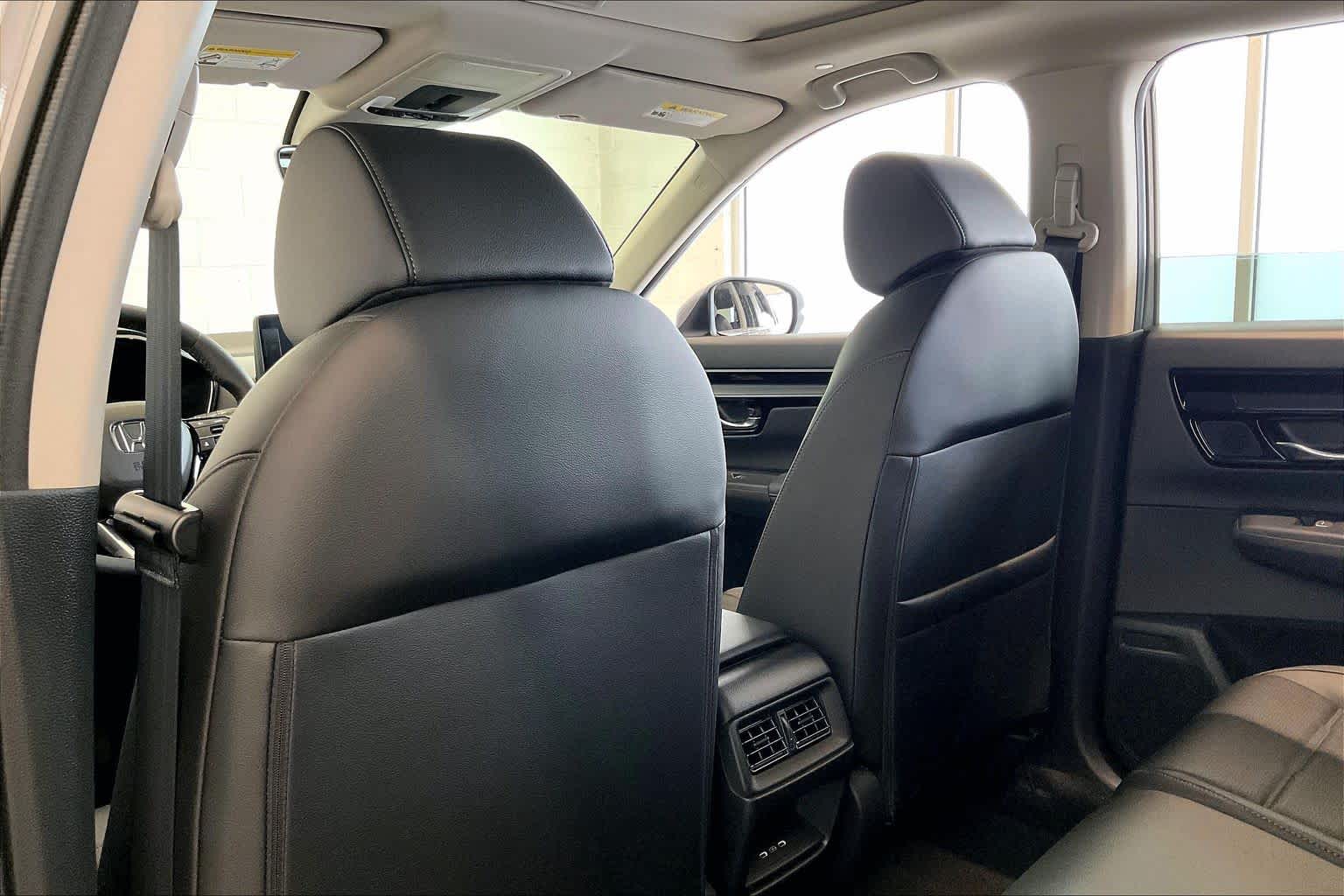 2027 Honda CR-V EX-L - Photo 12