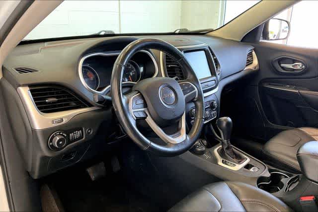 Thumbnail: 2016 Jeep Cherokee - 3
