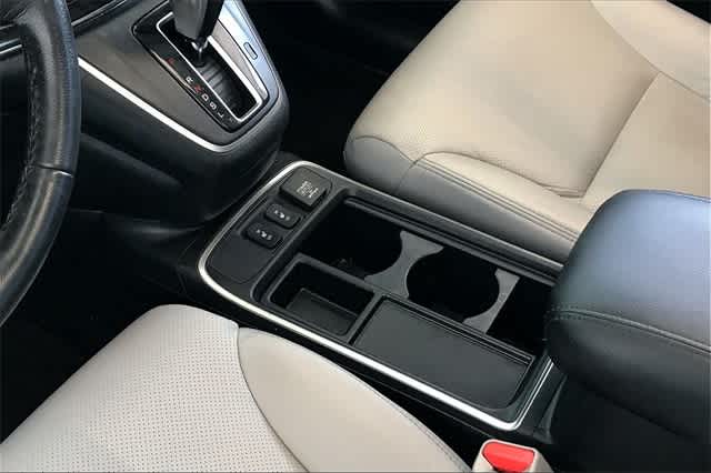 Thumbnail: 2016 Honda CR-V - 17