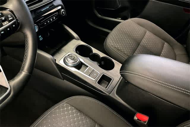 Thumbnail: 2023 Ford Escape - 18