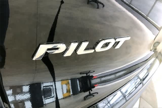 Thumbnail: 2016 Honda Pilot - 27