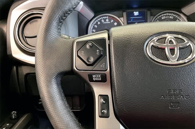 Thumbnail: 2022 Toyota Tacoma - 27