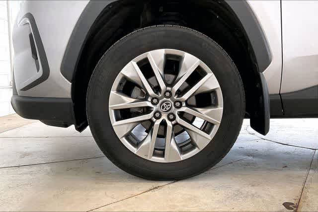 Thumbnail: 2023 Toyota RAV4 - 9