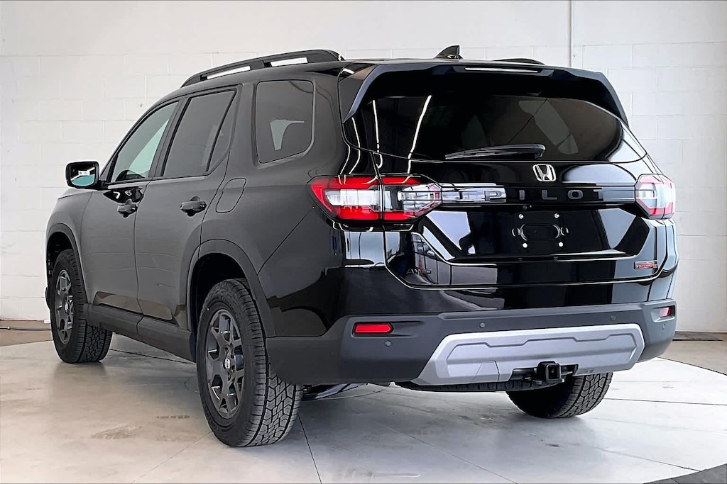 New 2025 Honda Pilot TrailSport SUV