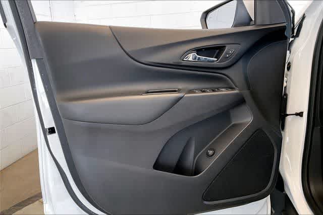 Thumbnail: 2024 Chevrolet Equinox - 30