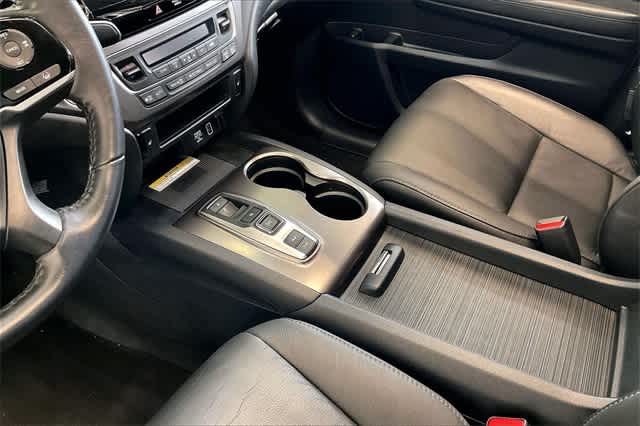 Thumbnail: 2022 Honda Pilot - 18