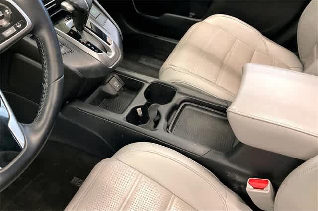 Thumbnail: 2017 Honda CR-V - 18