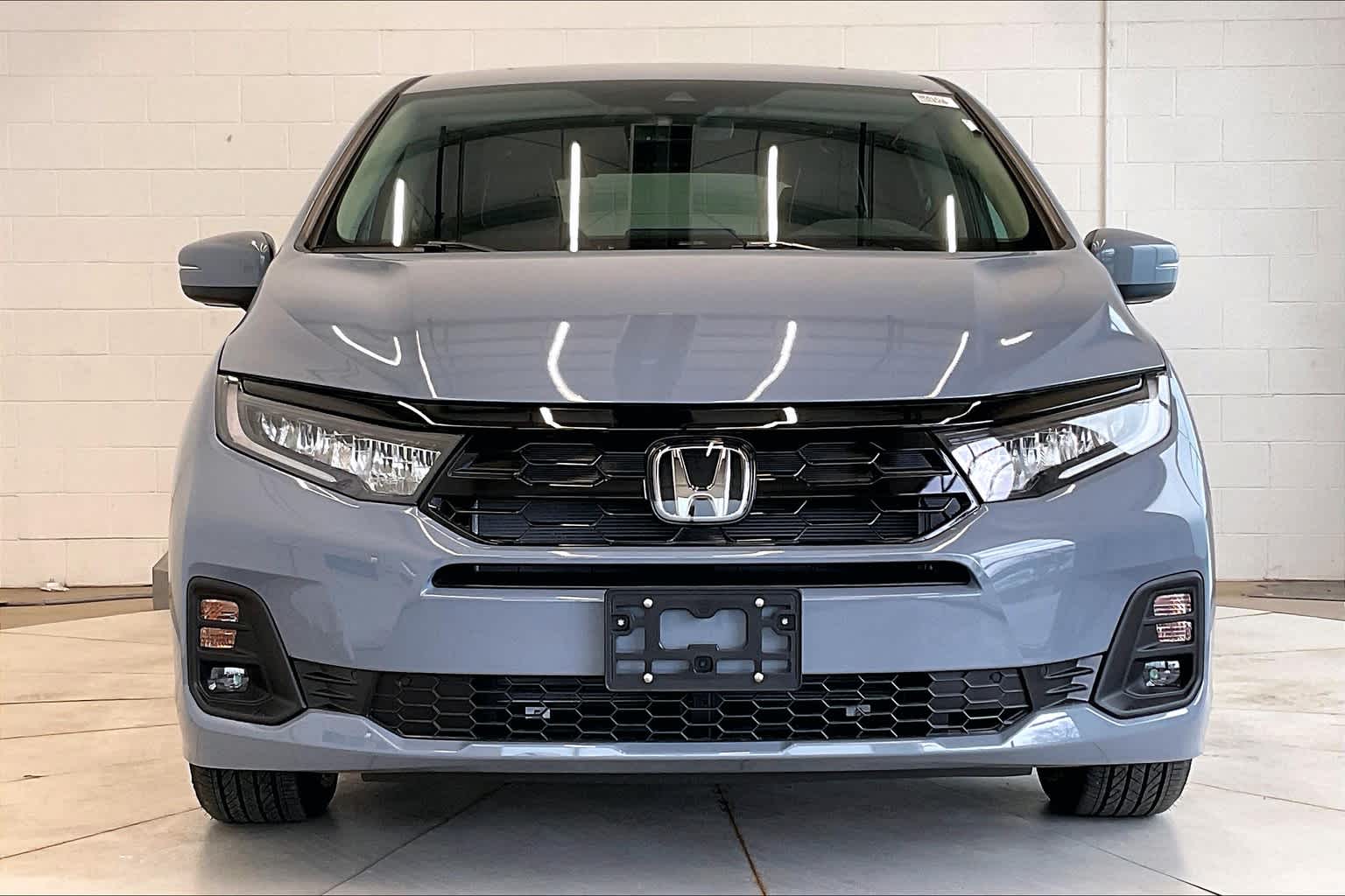 2025 Honda Odyssey Touring 6
