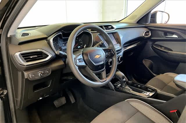 Thumbnail: 2021 Chevrolet TrailBlazer - 3