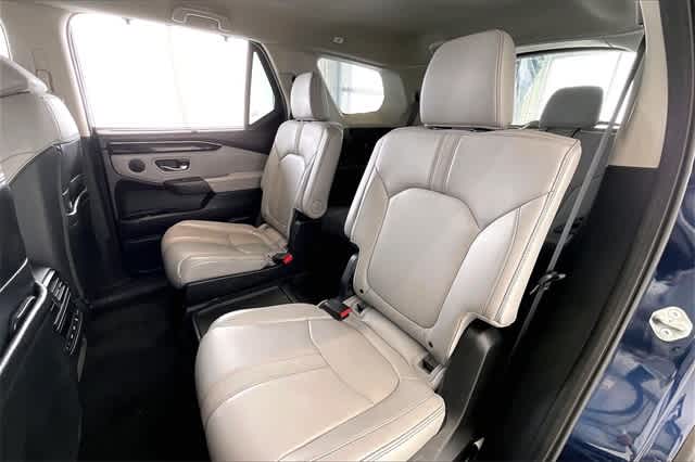Thumbnail: 2023 Honda Pilot - 14