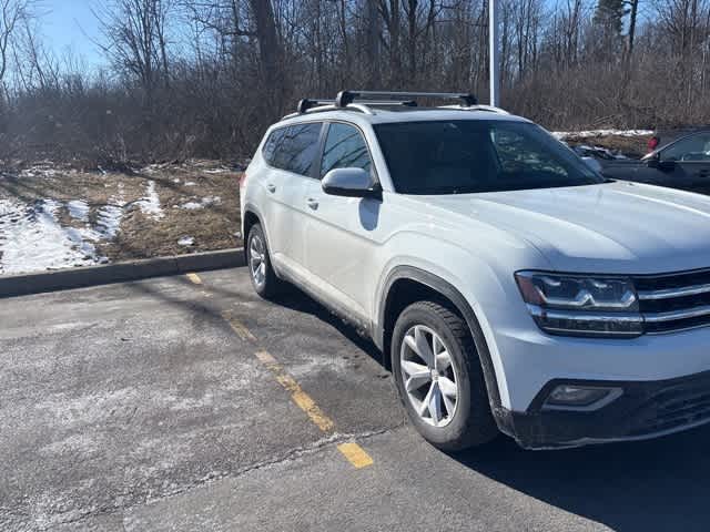Thumbnail: 2018 Volkswagen Atlas - 4