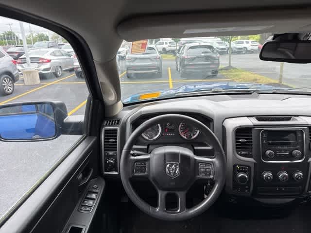 Thumbnail: 2019 RAM 1500 Classic - 10