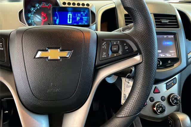 2015 Chevrolet Sonic LT 28
