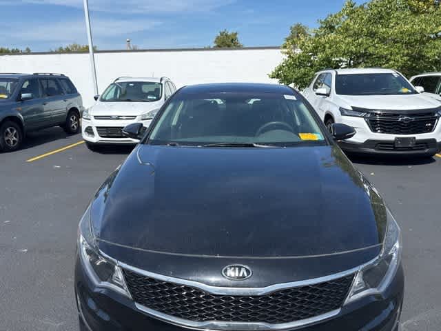 2016 Kia Optima LX photo 2