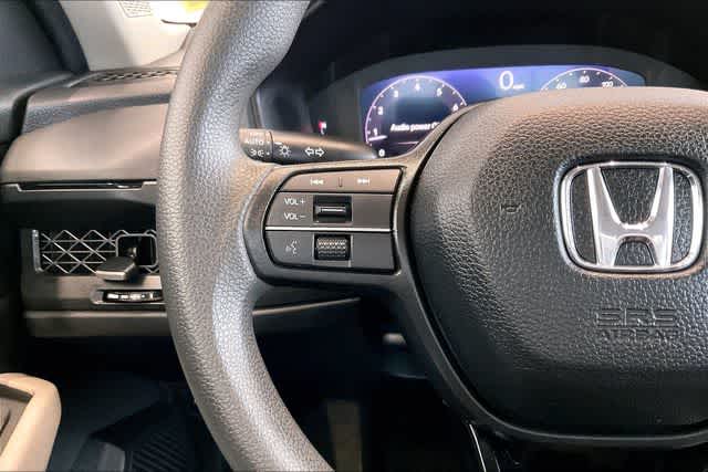 2025 Honda Accord SE - Photo 27