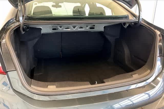 Thumbnail: 2018 Chevrolet Cruze - 19