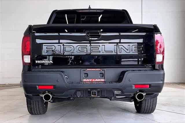 2024 Honda Ridgeline Black Edition 5