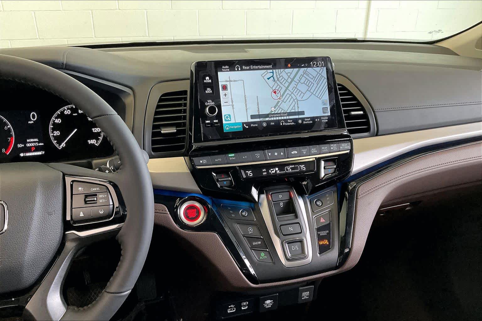 Thumbnail: 2026 Honda Odyssey - 16