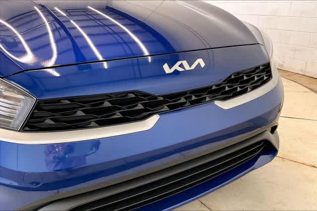 Thumbnail: 2023 Kia Forte - 34