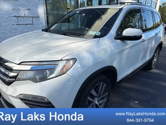 Thumbnail: 2017 Honda Pilot - 1