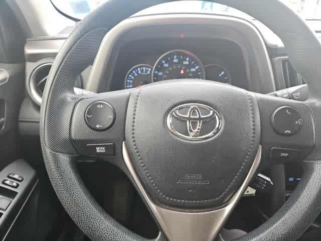 Thumbnail: 2016 Toyota RAV4 - 13