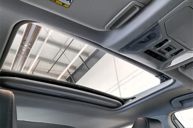 Thumbnail: 2023 Toyota RAV4 - 34