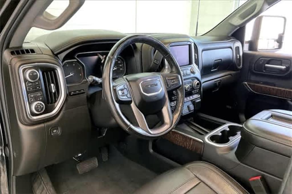 Used 2020 GMC Sierra 2500HD Denali Truck Crew Cab