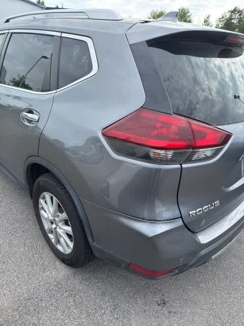 2020 Nissan Rogue SV 7