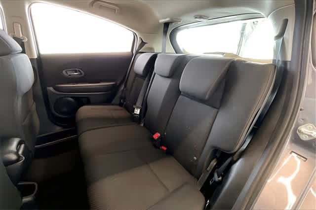 Thumbnail: 2017 Honda HR-V - 14