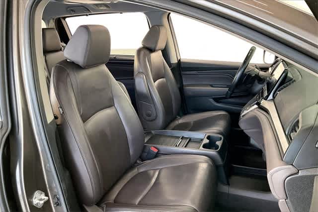 Thumbnail: 2019 Honda Odyssey - 15