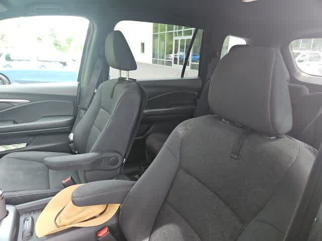 Thumbnail: 2019 Honda Passport - 12
