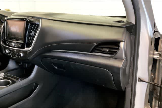 Thumbnail: 2018 Chevrolet Traverse - 25