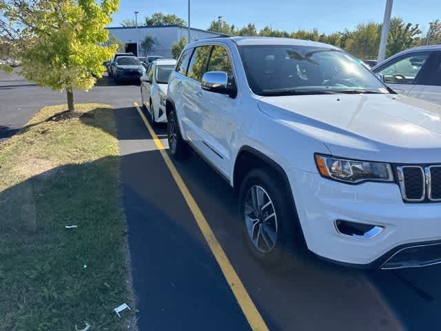 Thumbnail: 2020 Jeep Grand Cherokee - 3