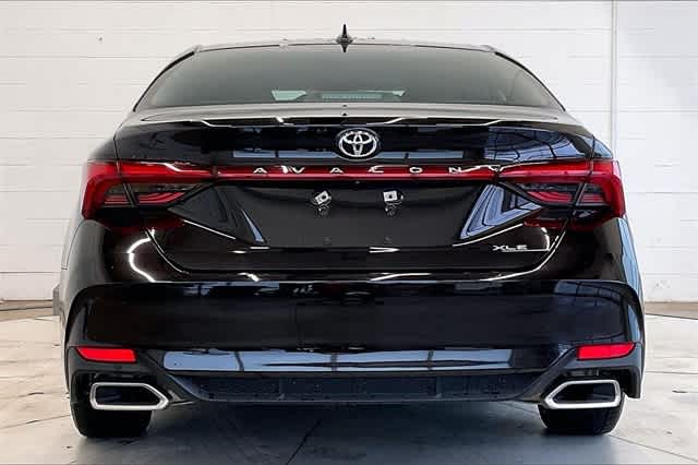 Thumbnail: 2019 Toyota Avalon - 6