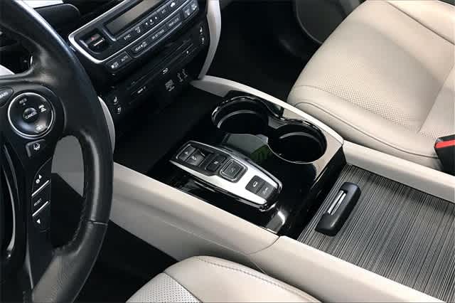 Thumbnail: 2016 Honda Pilot - 22