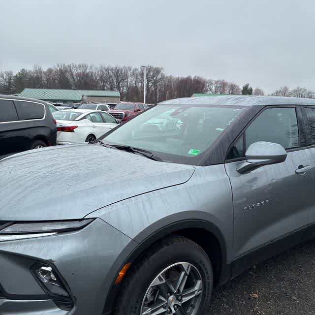 Thumbnail: 2025 Chevrolet Blazer - 2