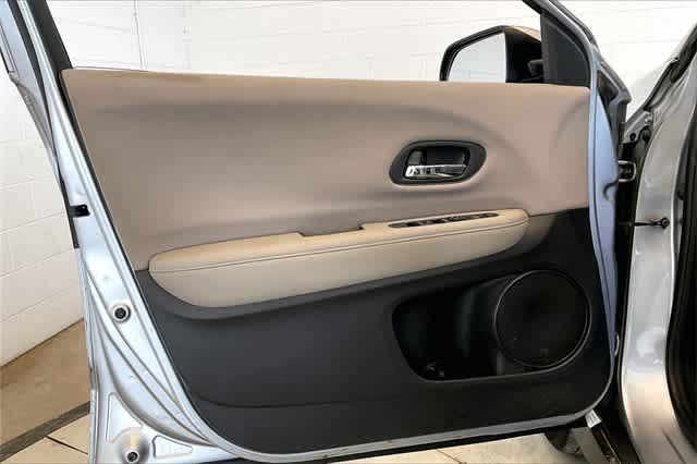 Thumbnail: 2017 Honda HR-V - 30