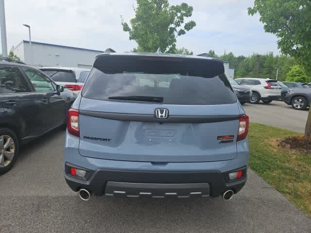 Thumbnail: 2022 Honda Passport - 4